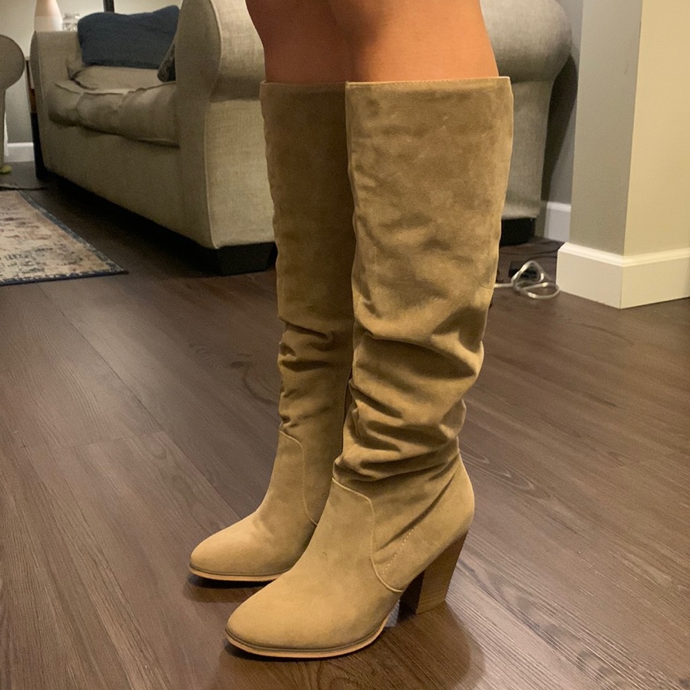 Women’s Knee High Suede Boots